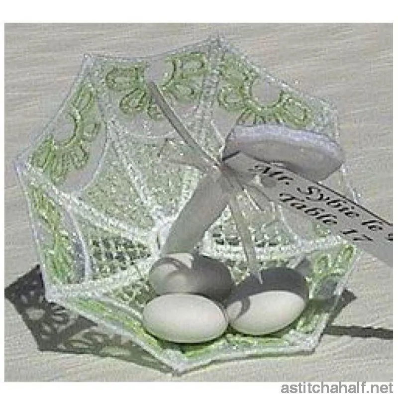Daisy Lace Umbrella Favor