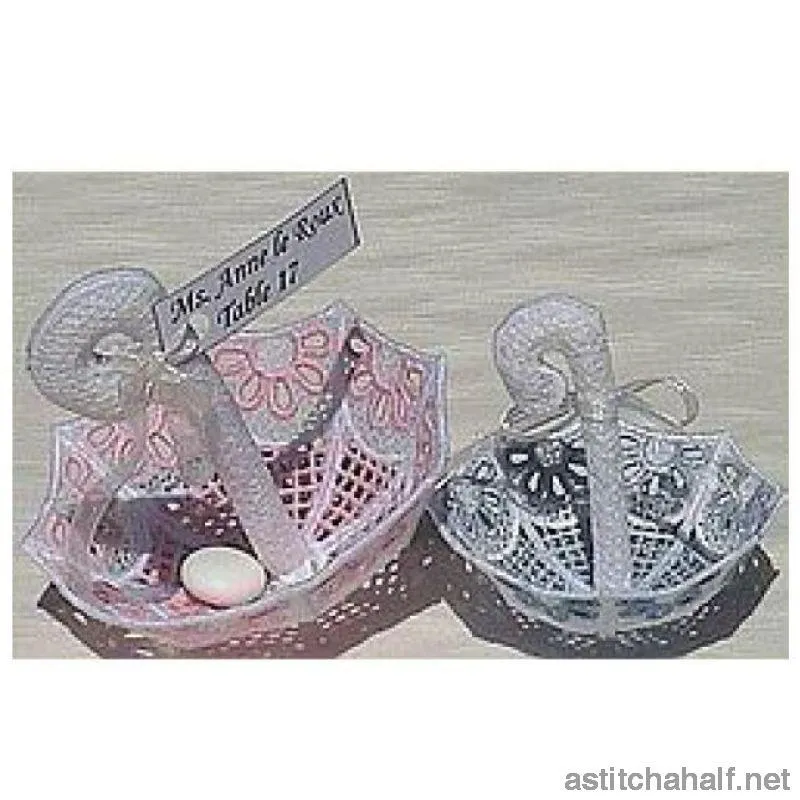 Daisy Lace Umbrella Favor