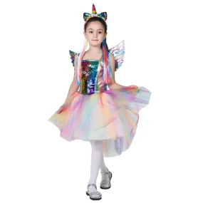 Girl's unicorn costume for Halloween