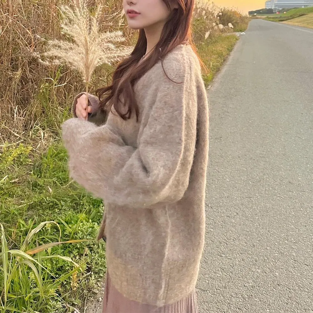 MOHAIR V-NECK CARDIGAN