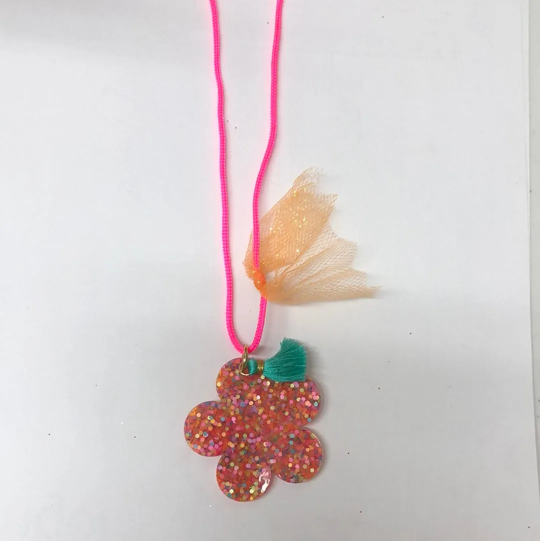 Star/heart/flower acrylic charm necklace
