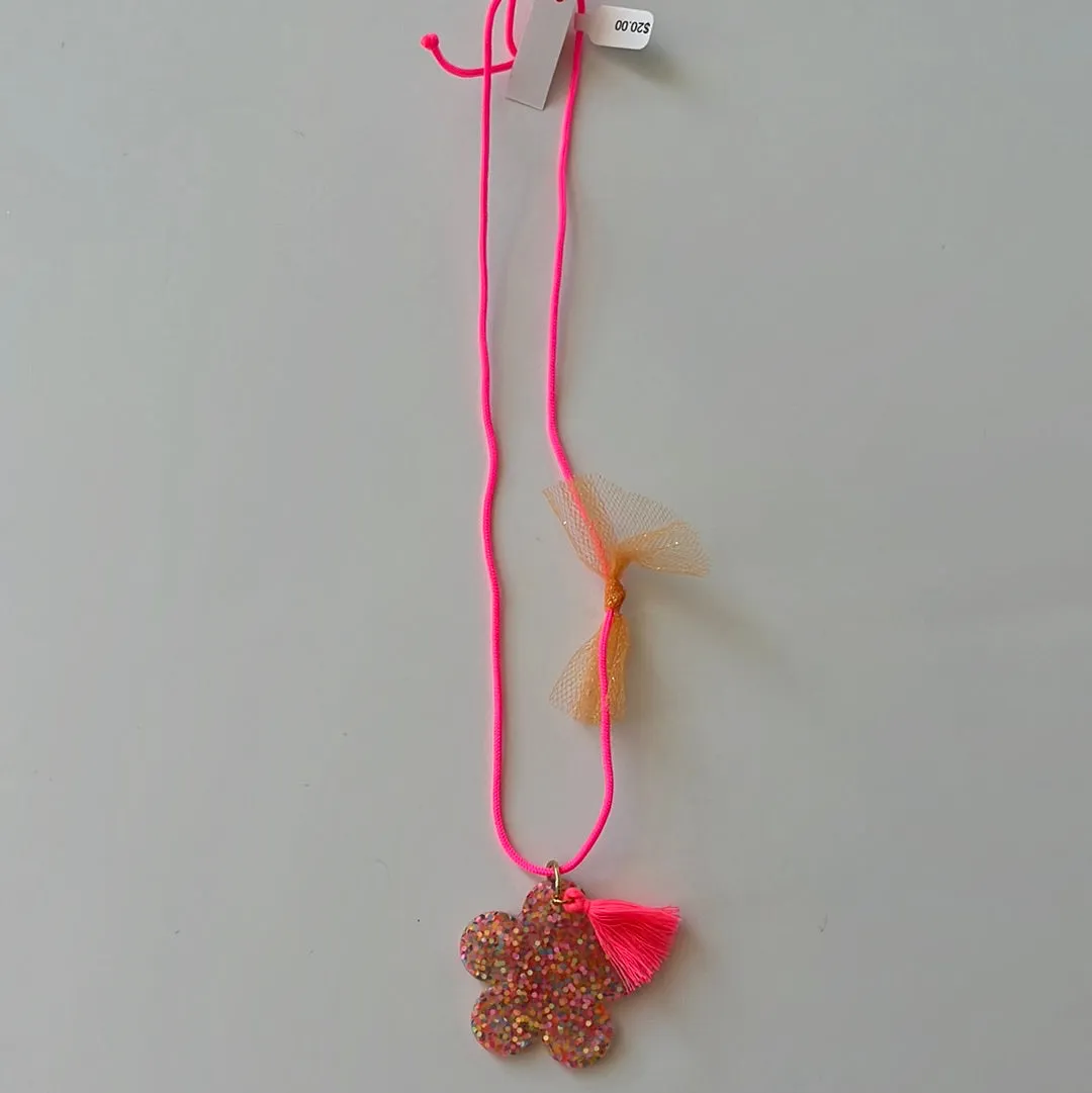 Star/heart/flower acrylic charm necklace